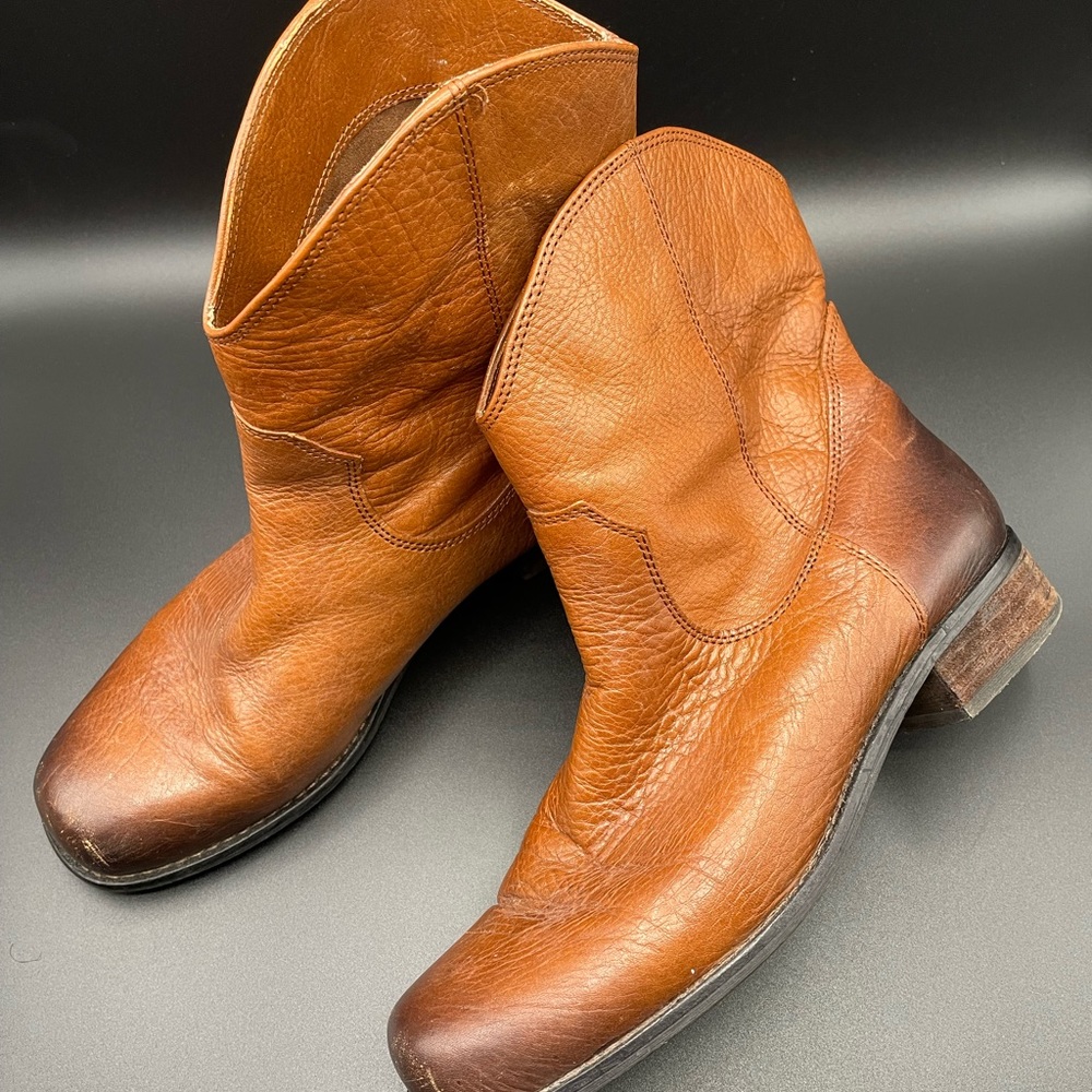 REDUCED! Jessica Simpson Brown Leather Cowboy Boots